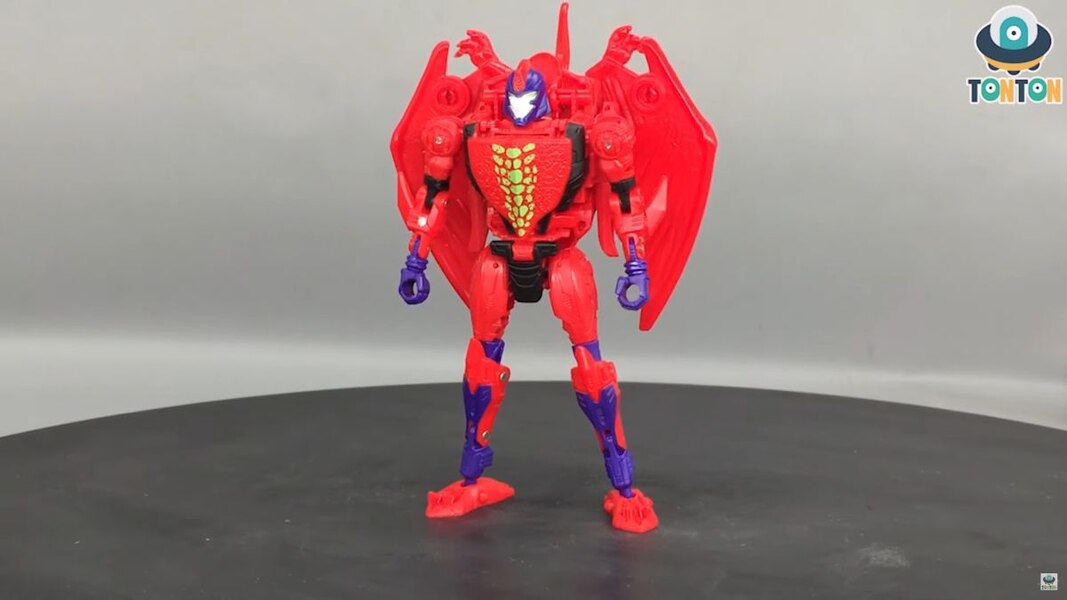 Transformers Legacy Terrorsaur Beast Wars Toy Colors In Hand Image  (1 of 28)